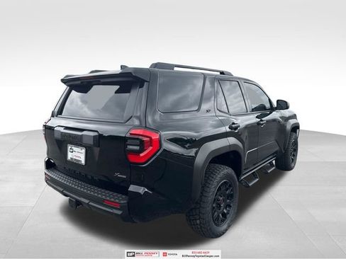 New 2026 Toyota 4Runner SR5 AWD/4WD image 5