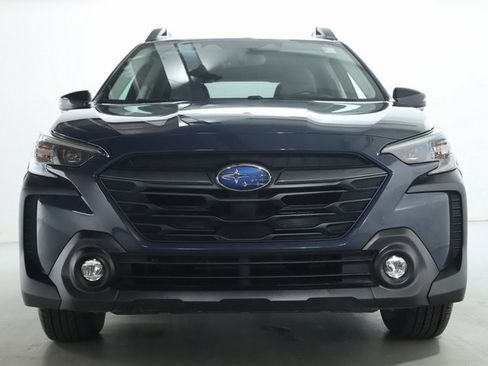 Used 2023 Subaru Outback Premium image 5
