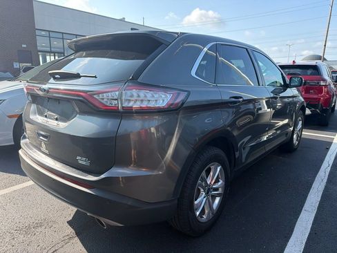 Used 2017 Ford Edge SEL w/ Equipment Group 201A AWD/4WD image 3