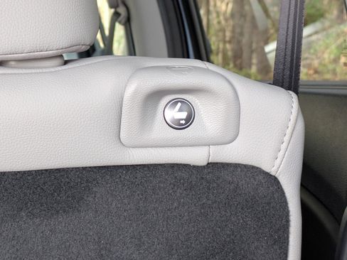 Used 2021 Honda Pilot Special Edition image 31