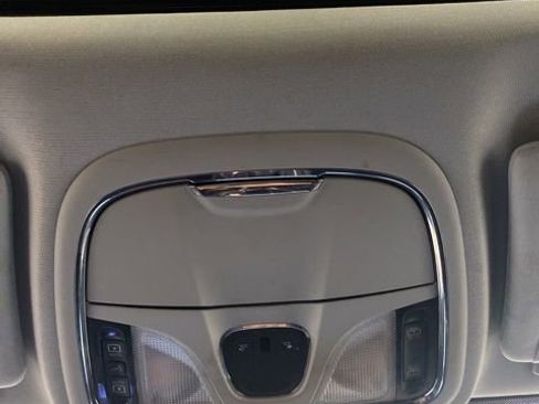 Used 2021 Jeep Cherokee Trailhawk w/ Sun, Sound & Nav Group image 18