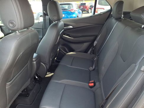 Used 2022 Buick Encore GX Preferred w/ Cold Weather Comfort Package FWD image 24