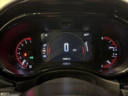 Used 2023 Dodge Durango AWD image 25