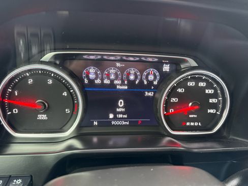 Used 2021 Chevrolet Silverado 2500 High Country image 27