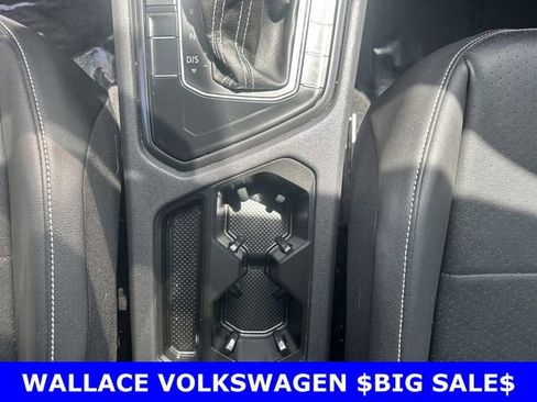 Certified 2021 Volkswagen Tiguan SE R-Line FWD image 21