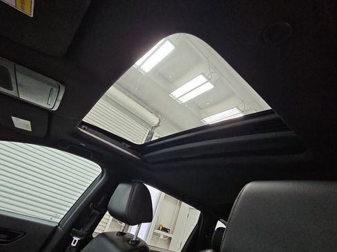 Used 2023 Honda CR-V Sport Touring image 32