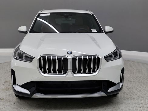 Used 2026 BMW X1 xDrive28i image 2