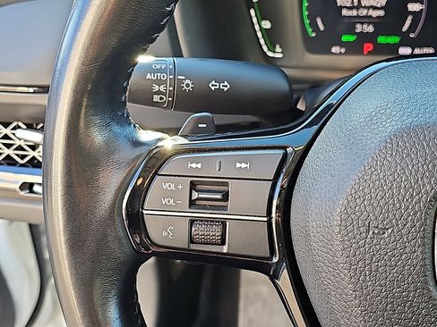 Used 2023 Honda Accord Touring image 23