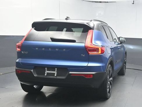 Used 2021 Volvo XC40 T4 R-Design w/ Protection Package Premier FWD image 7