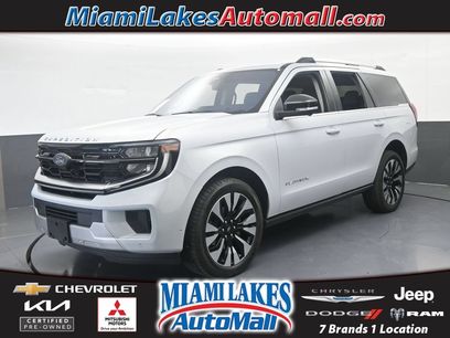 Used 2025 Ford Expedition Platinum w/ Driver's Package