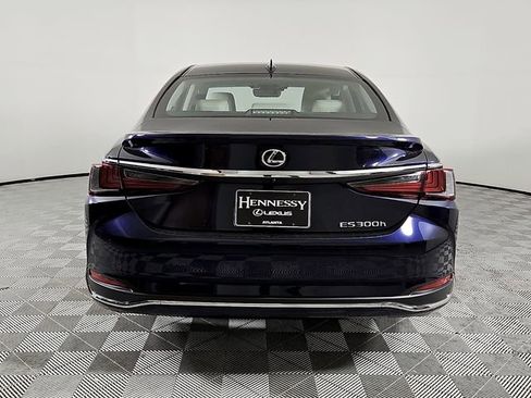 Used 2025 Lexus ES 300h w/ Premium Package FWD image 5