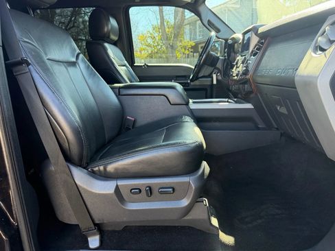 Used 2014 Ford F250 Lariat w/ Lariat Ultimate Package image 15