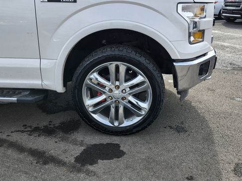 Used 2016 Ford F150 Lariat image 13