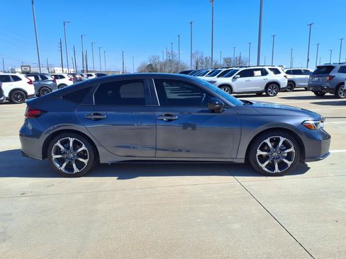 Used 2025 Honda Civic Sport Touring image 8