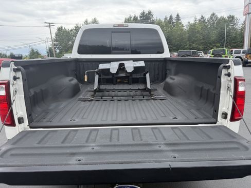 Used 2016 Ford F350 Lariat w/ Camper Package AWD/4WD image 8