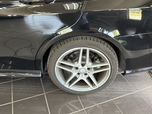 Used 2015 Mercedes-Benz E 350 4MATIC Sedan image 34