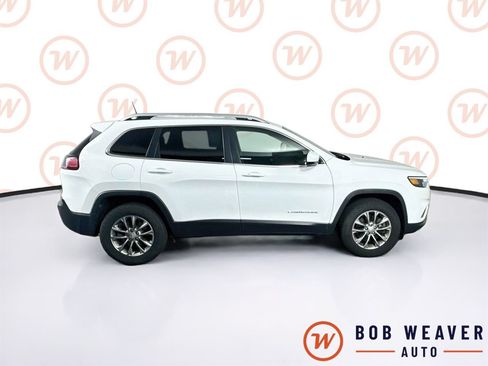 Used 2019 Jeep Cherokee Latitude Plus w/ Cold Weather Group AWD/4WD image 9
