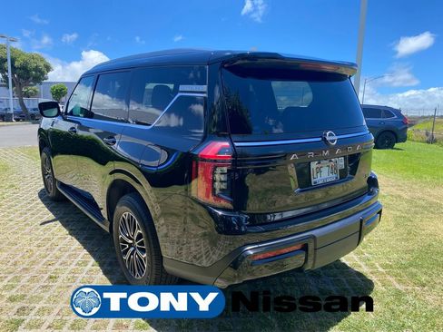 Used 2025 Nissan Armada SL w/ Captain's Chari Seat Package RWD image 23