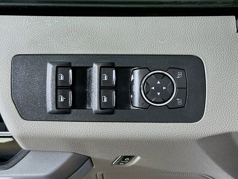 Used 2020 Ford F150 XLT image 20