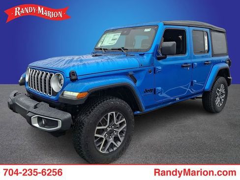 Used 2025 Jeep Wrangler Unlimited Sahara AWD/4WD image 1