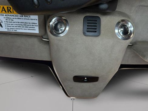 Used 2014 Aston Martin DB9 Volante RWD image 33