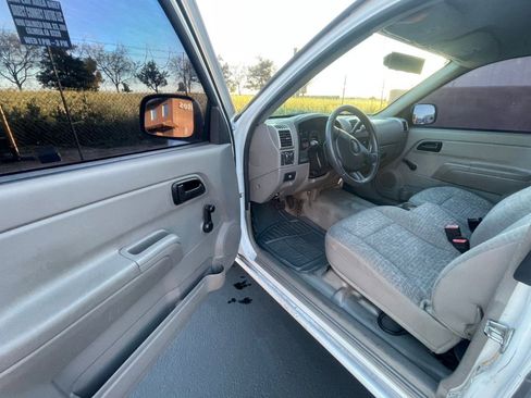 Used 2007 Chevrolet Colorado W/T image 9