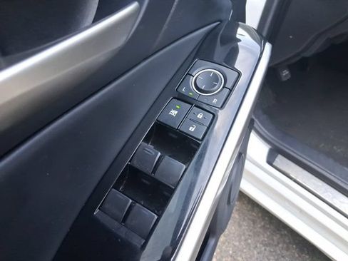 Used 2018 Lexus IS 300 w/ Accessory Package 2 RWD image 12