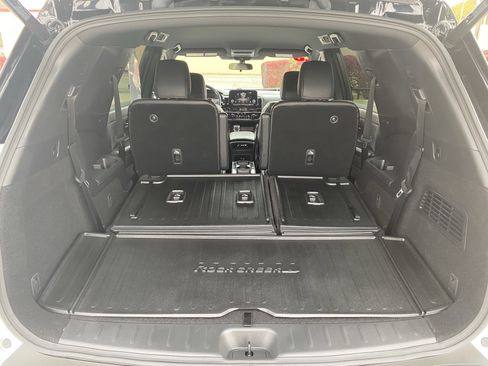 Used 2025 Nissan Pathfinder Rock Creek image 24