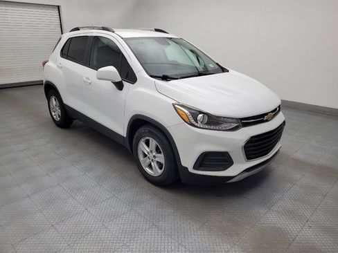 Used 2021 Chevrolet Trax LT image 13