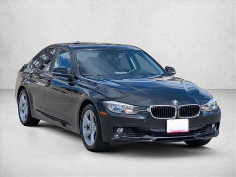 Used 2013 BMW 328i Sedan RWD image 3