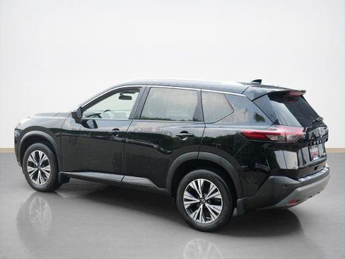 Certified 2023 Nissan Rogue SV w/ SV Premium B Package AWD/4WD image 5