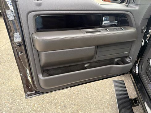 Used 2014 Ford F150 Limited image 21