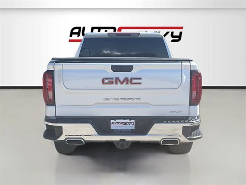 Used 2023 GMC Sierra 1500 SLT w/ X31 Off-Road Package image 6