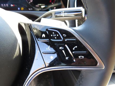 Used 2026 Mercedes-Benz E 350 4MATIC Sedan image 11