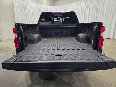 Used 2022 Chevrolet Silverado 1500 LTZ w/ LTZ Premium Package image 26