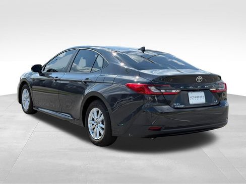 Used 2026 Toyota Camry LE FWD image 3