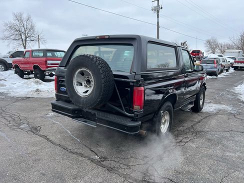Used 1995 Ford Bronco XLT image 4