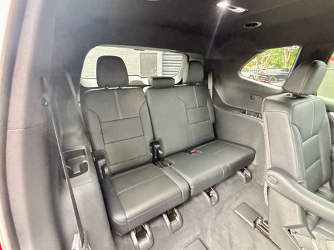 Used 2026 GMC Acadia Elevation w/ Super Cruise Package FWD image 33