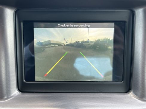 Used 2019 Dodge Charger SXT w/ Leather Interior Group RWD image 11