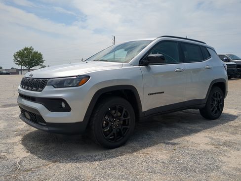 New 2026 Jeep Compass Latitude AWD/4WD image 6
