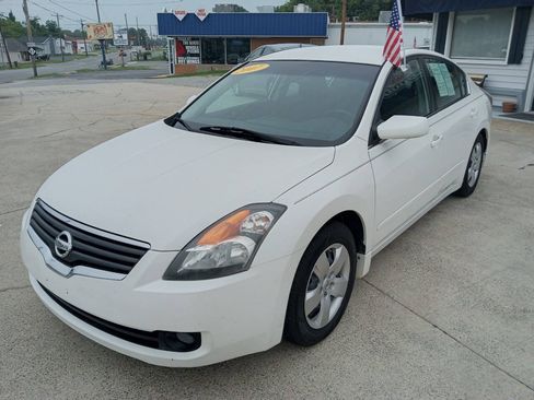 Used 2007 Nissan Altima 2.5 S FWD image 1