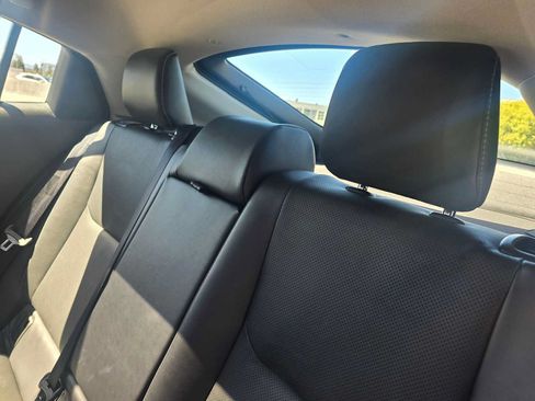 Used 2024 Toyota Prius Limited w/ Limited Premium Package FWD image 18