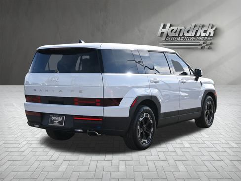 Used 2024 Hyundai Santa Fe SE image 10