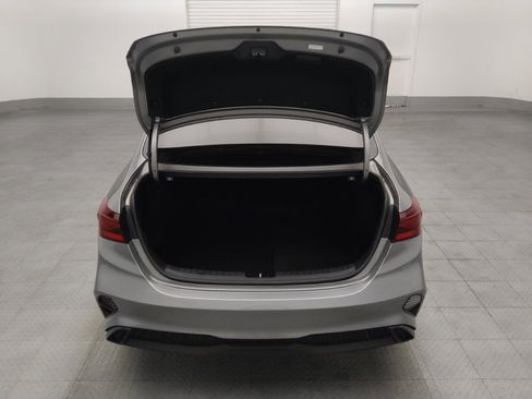 Used 2022 Kia Forte LXS w/ LXS Technology Package FWD image 29