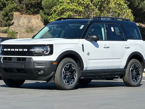 New 2025 Ford Bronco Sport Outer Banks w/ Outer Banks Tech Package+ image 8