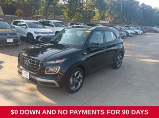 Used 2025 Hyundai Venue SEL FWD video 1