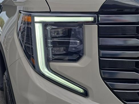 New 2026 GMC Sierra 1500 AT4 w/ AT4 Premium Package image 10
