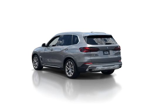 Used 2024 BMW X5 xDrive50e AWD/4WD image 6