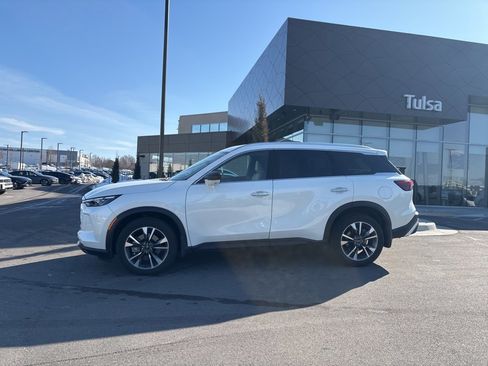 Used 2025 INFINITI QX60 Luxe w/ Lighting Package (N94) image 4