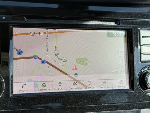 Used 2019 Nissan Rogue SV w/ Premium Package image 10